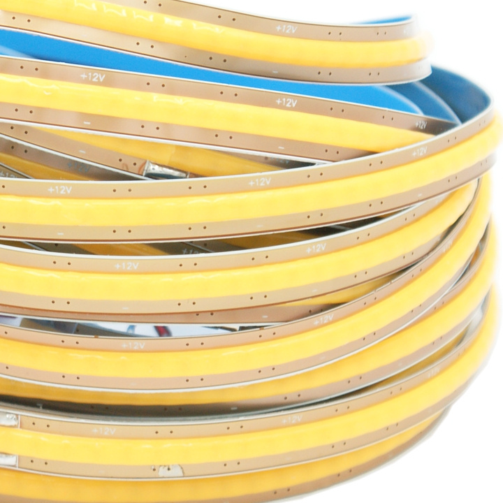 LED pásek COB 12V / 528 LED / 12W / 3000K / IP20 / 8mm / PRO+ FREE-CUT